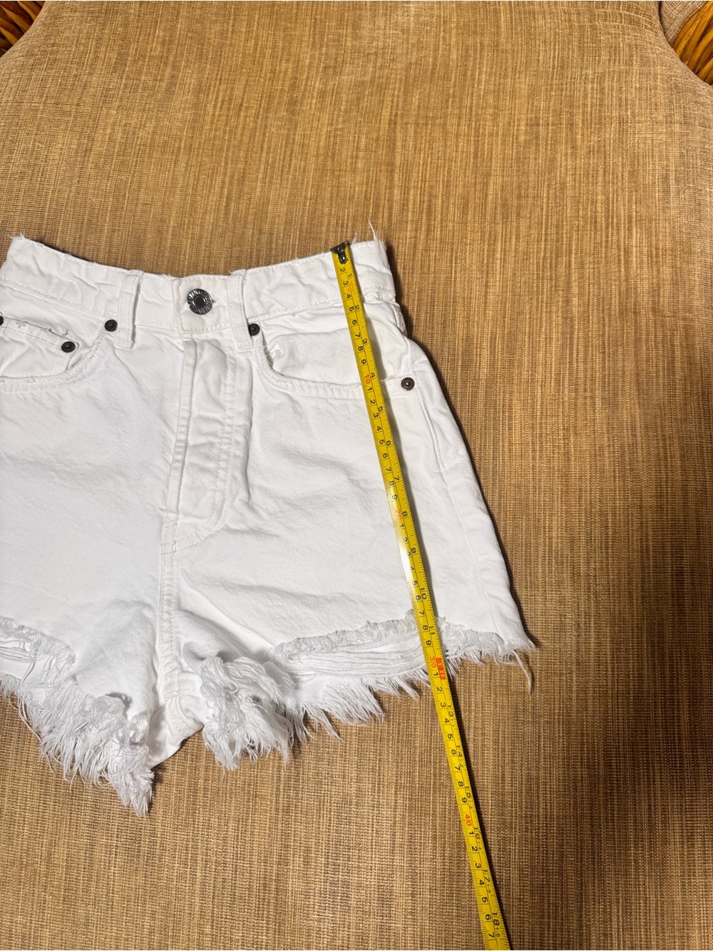 Zara White Denim High Waisted Shorts - Picture 8 of 9
